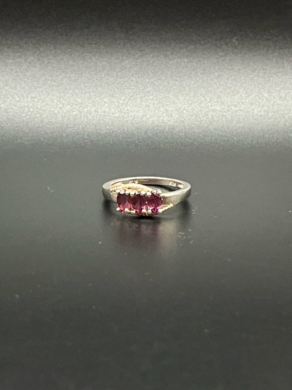 Elegant Pink Stone Sterling Silver Ring - Women's Fashion Ring